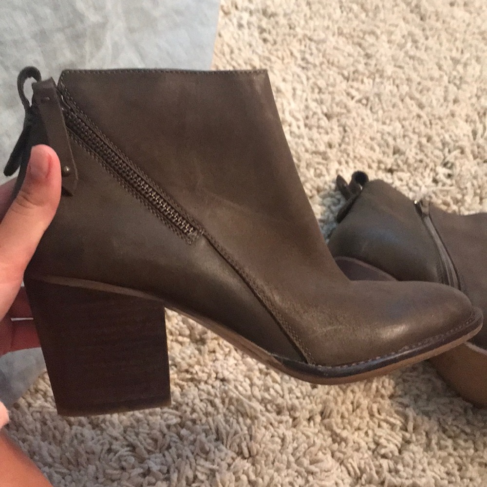 Blondo waterproof booties